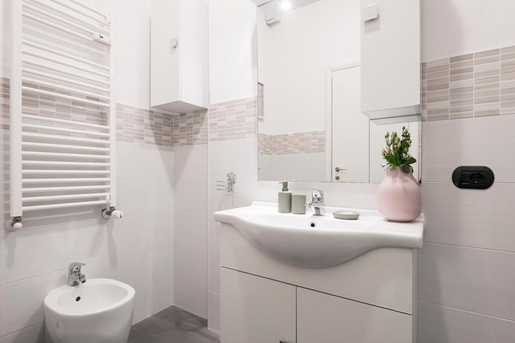 Cozy Apartament In Piazza 5 Giornate By Easylife Milano Exteriör bild