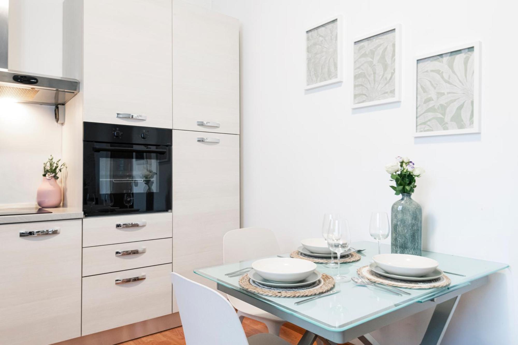 Cozy Apartament In Piazza 5 Giornate By Easylife Milano Exteriör bild